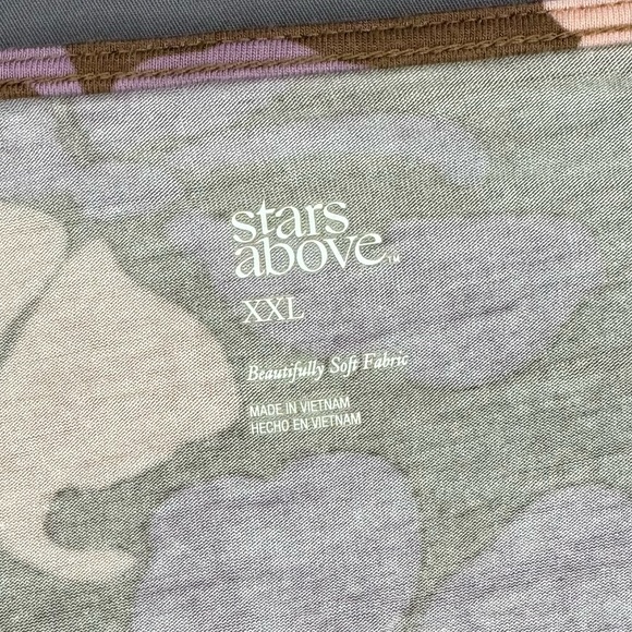 Stars Above XXL brown & pink v-neck tank top with mesh detail at the v - Picture 4 of 8